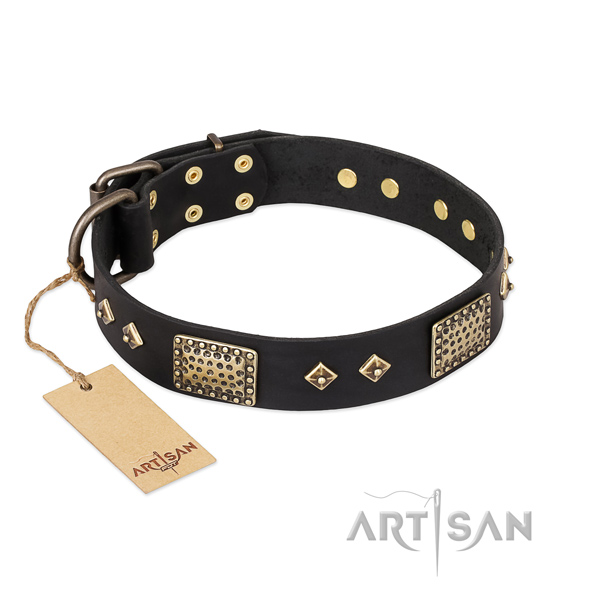 Best quality full grain genuine leather dog collar for handy use