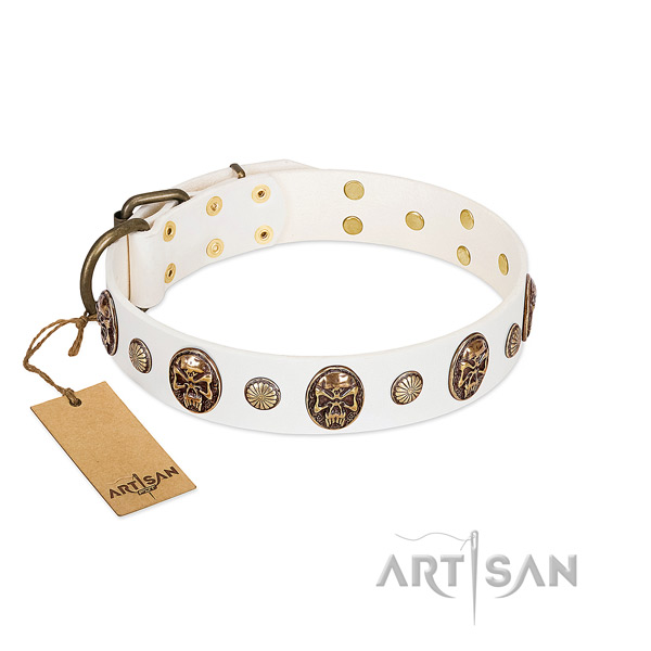 Unique full grain leather dog collar for easy wearing