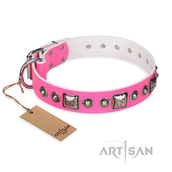 Natural genuine leather dog collar made of top rate material with rust-proof buckle