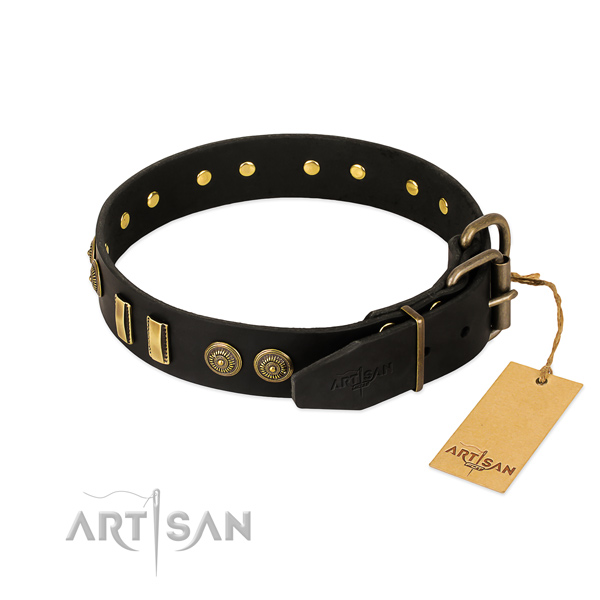Durable D-ring on natural leather dog collar for your doggie
