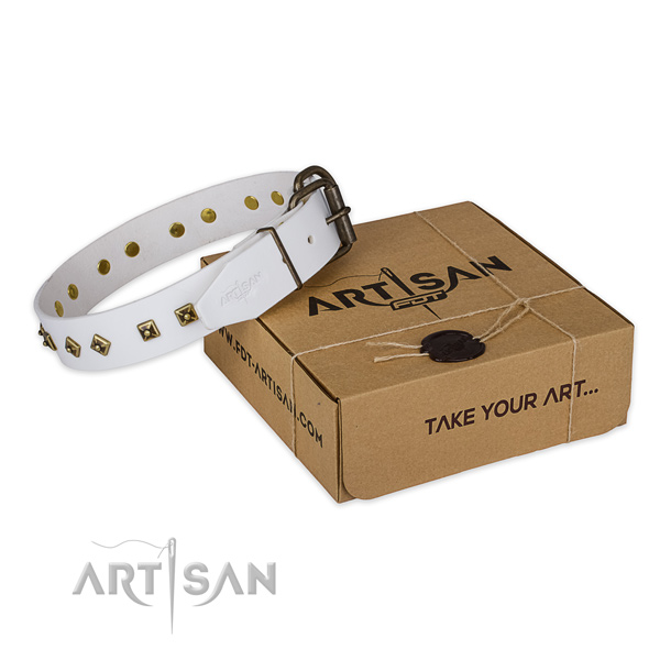Strong buckle on full grain genuine leather dog collar for comfy wearing