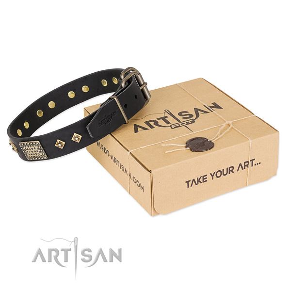 Adjustable full grain genuine leather collar for your impressive dog