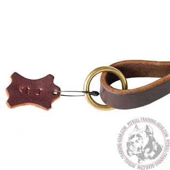 Duly Welded Brass Ring on the Handle of Short Leather Dog Leash